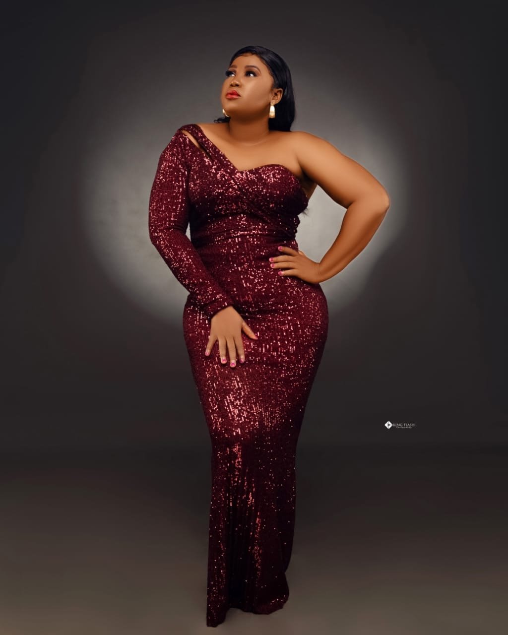 Nollywood Actress, Firefighter, Grace Agbo celebrates birthday with widows, donates food items – Photos